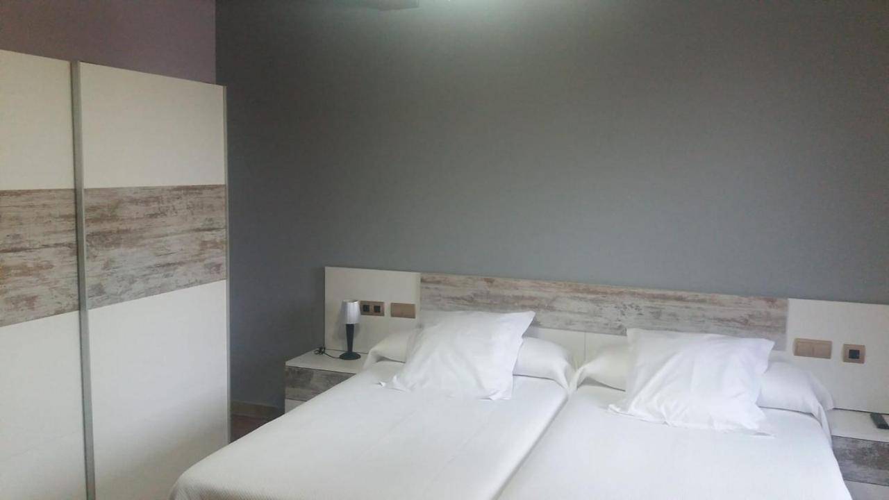 Hotel Rural El Angel De La Guarda Güemes Buitenkant foto